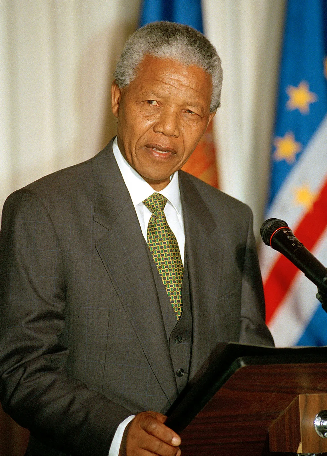  NELSON MANDELA